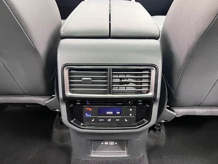 Фото 21 - Volkswagen Teramont Pro