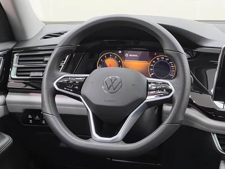 Фото 30 - Volkswagen Teramont Pro