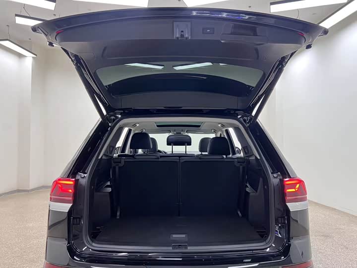 Фото 35 - Volkswagen Teramont Pro