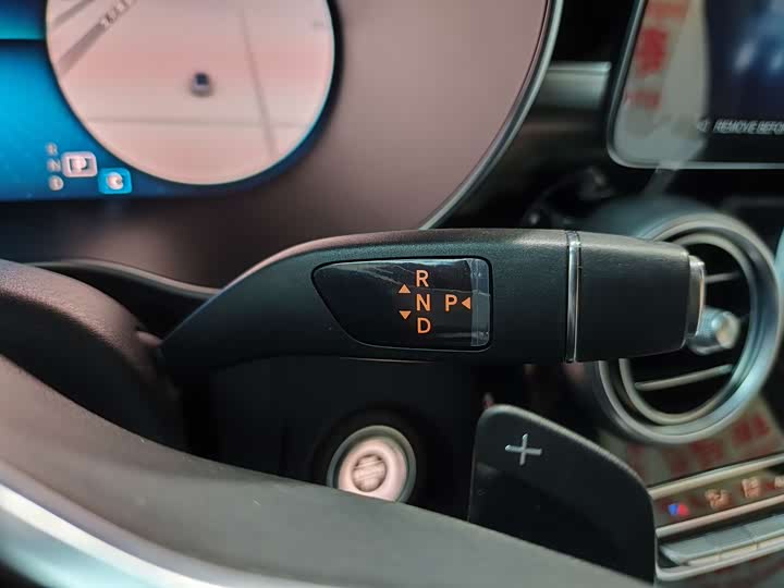 Фото 14 - Mercedes-Benz GLC-Class