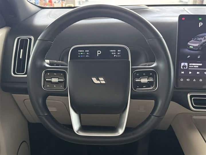 Фото 5 - LiXiang L9