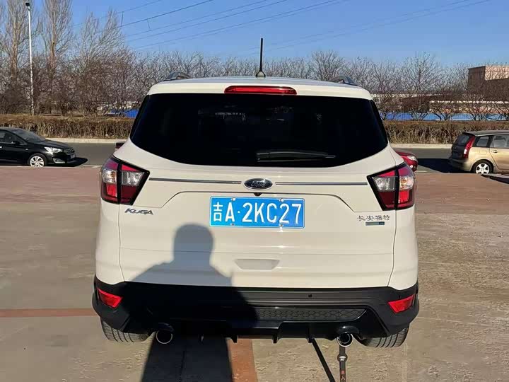 Фото 8 - Ford Escape (Kuga)