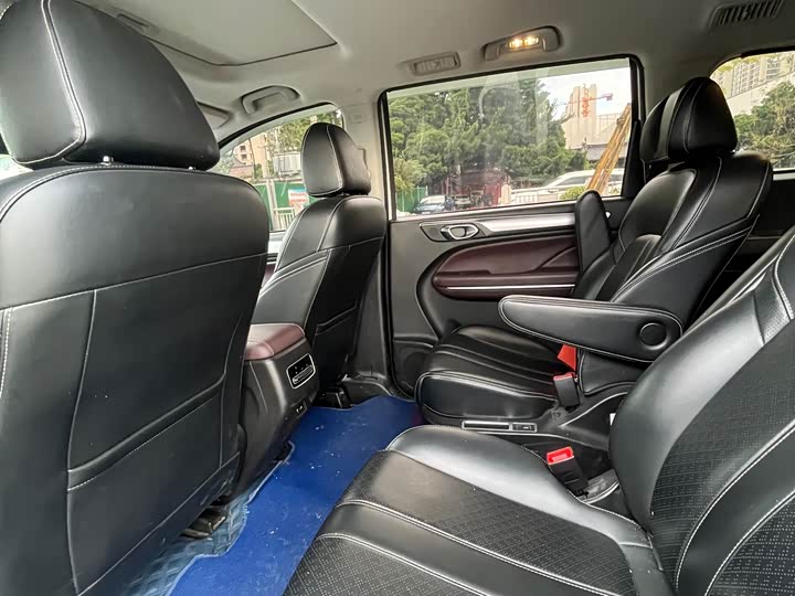 Фото 10 - GAC Trumpchi M6