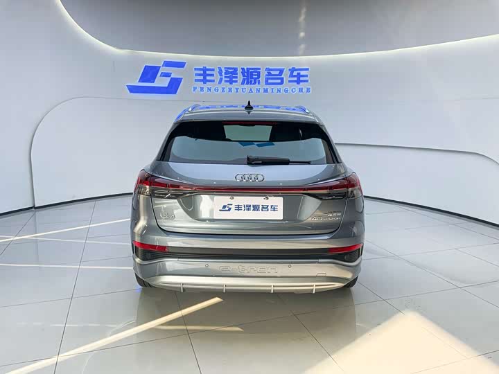 Фото 5 - Audi Q4 e-tron