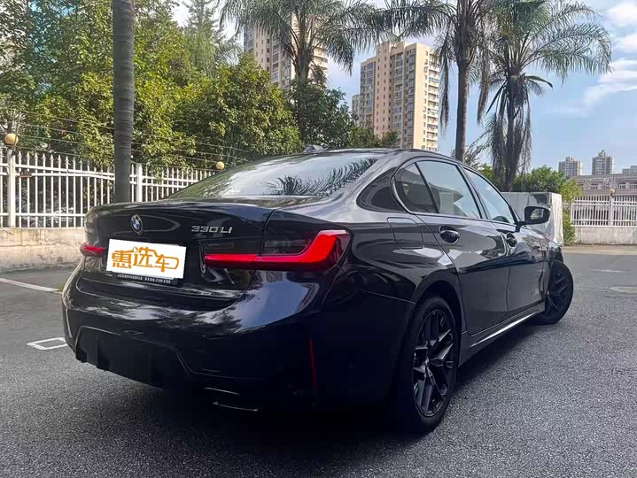 Фото 10 - BMW 3 Series