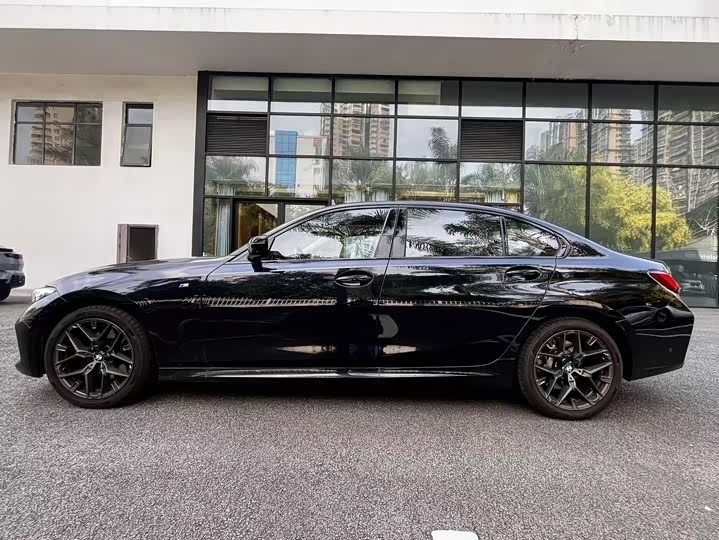 Фото 8 - BMW 3 Series