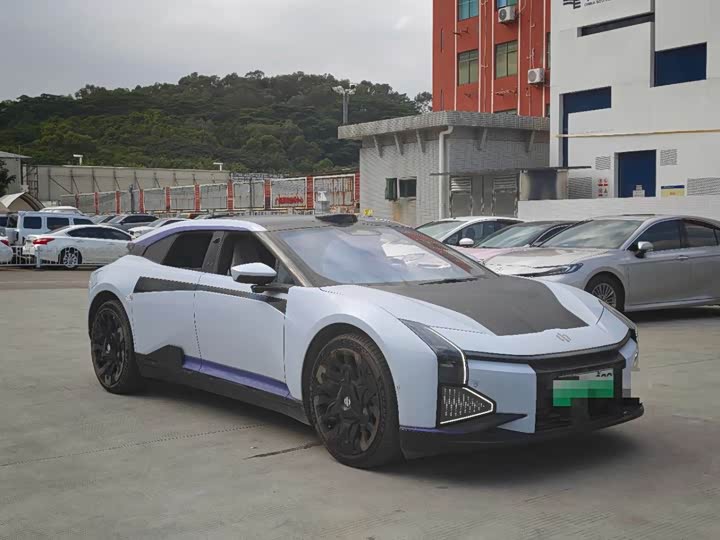 Фото 3 - HiPhi Z