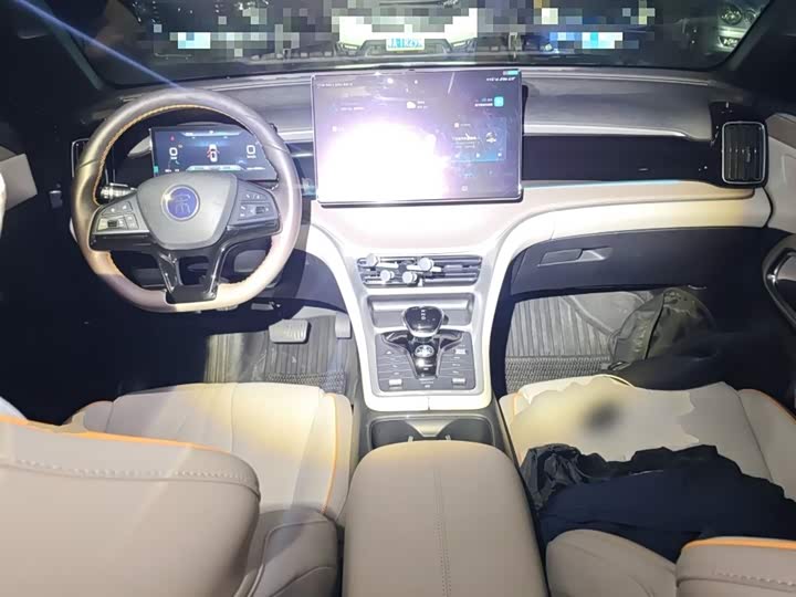 Фото 11 - BYD Song Pro Hybrid