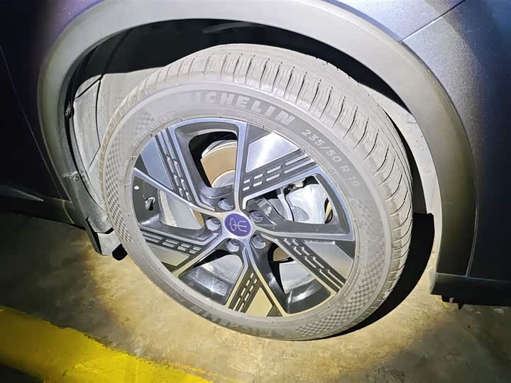 Фото 9 - BYD Song Pro Hybrid