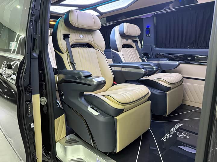 Фото 11 - Mercedes-Benz Vito