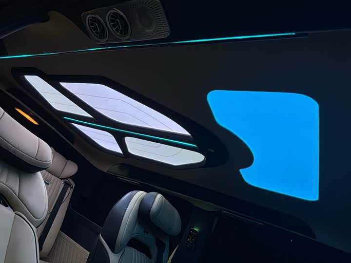 Фото 14 - Mercedes-Benz Vito