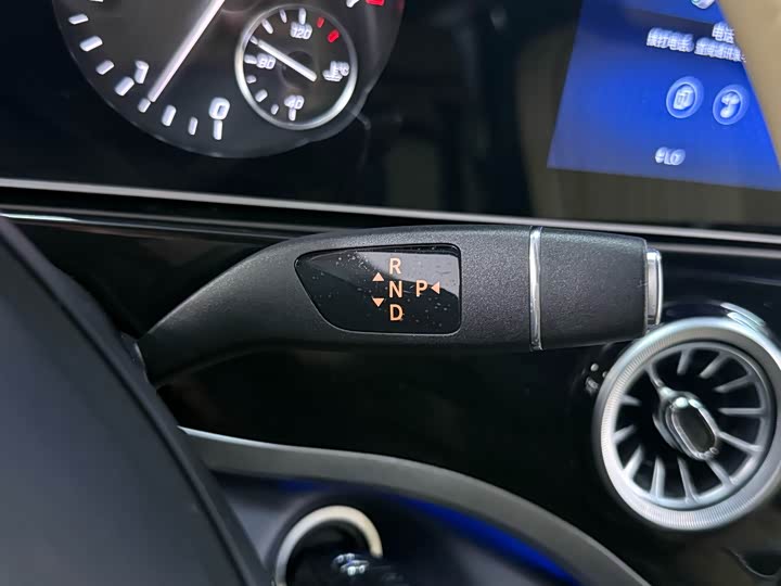 Фото 8 - Mercedes-Benz Vito