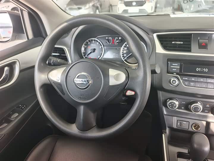 Фото 11 - Nissan Sylphy