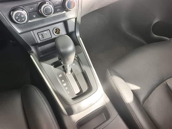 Фото 14 - Nissan Sylphy