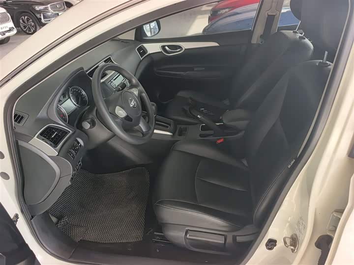 Фото 15 - Nissan Sylphy