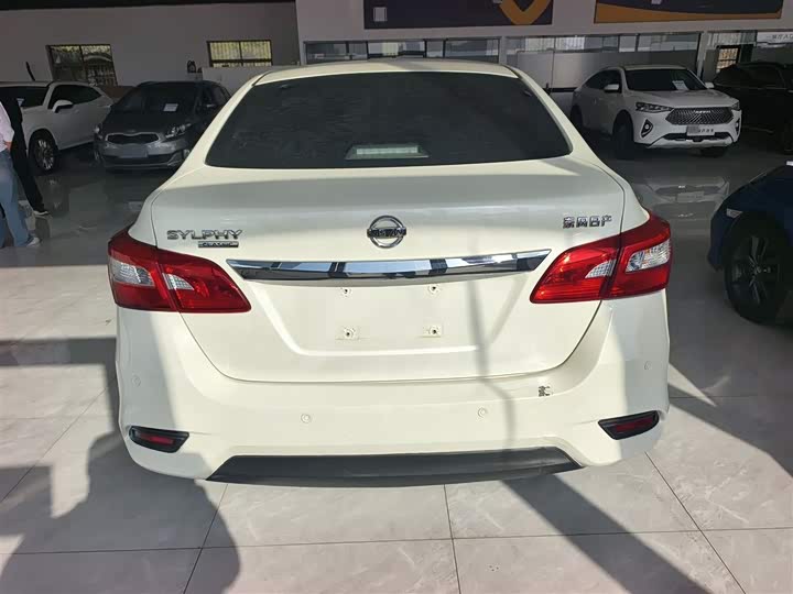 Фото 6 - Nissan Sylphy