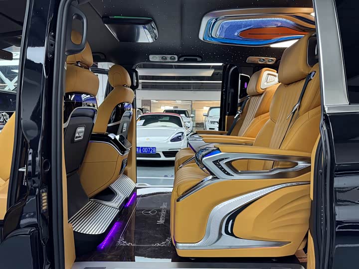 Фото 19 - Mercedes-Benz Vito