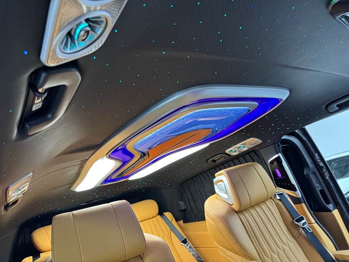 Фото 24 - Mercedes-Benz Vito