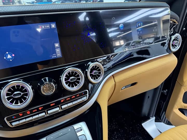 Фото 9 - Mercedes-Benz Vito