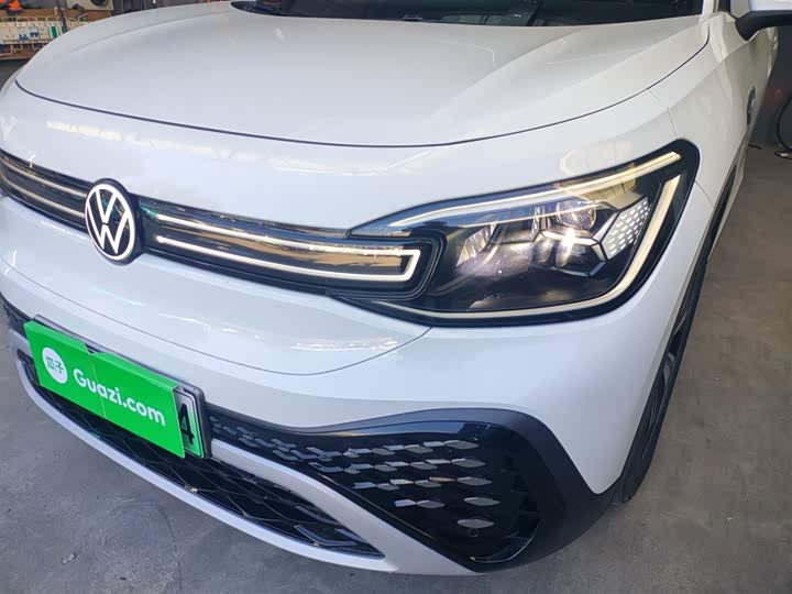 Фото 24 - Volkswagen ID.6 Crozz