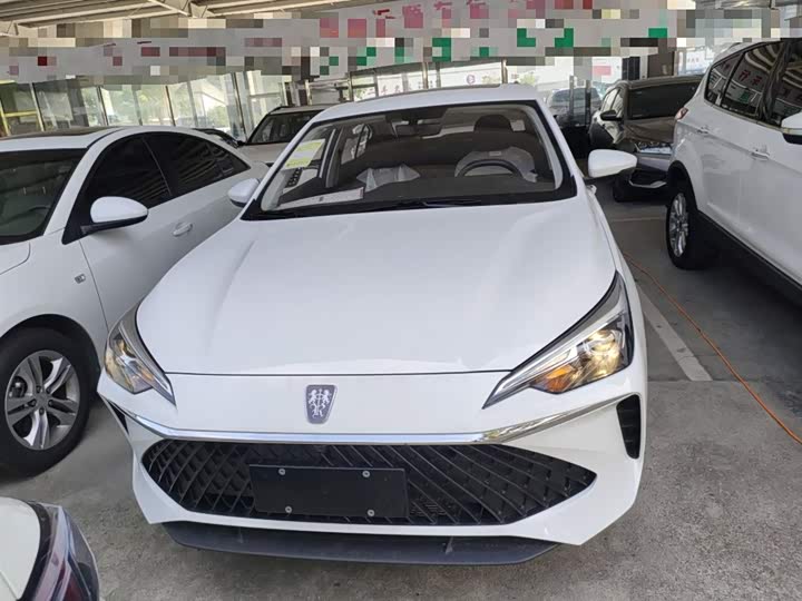 Фото 2 - Roewe i5