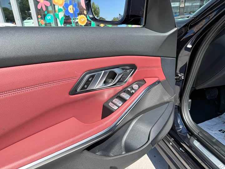 Фото 13 - BMW i3