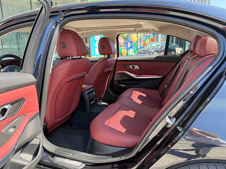 Фото 20 - BMW i3