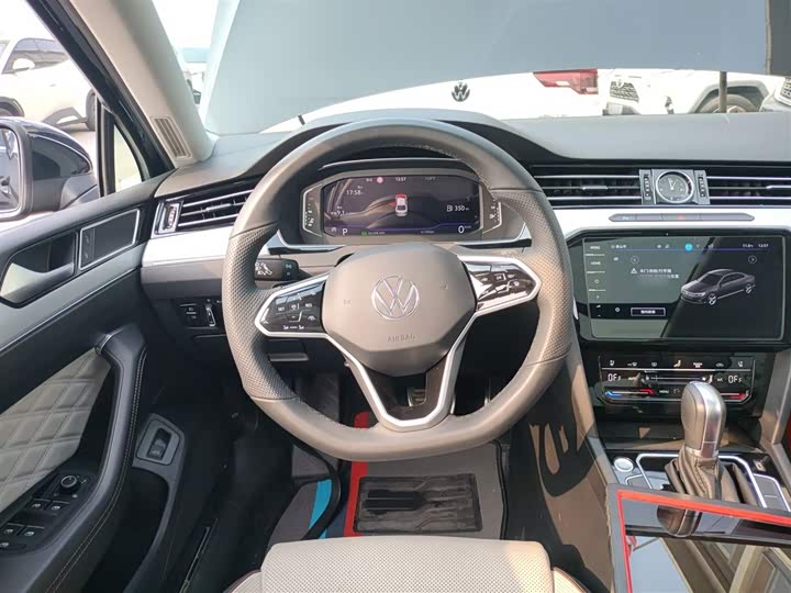 Фото 11 - Volkswagen Magotan