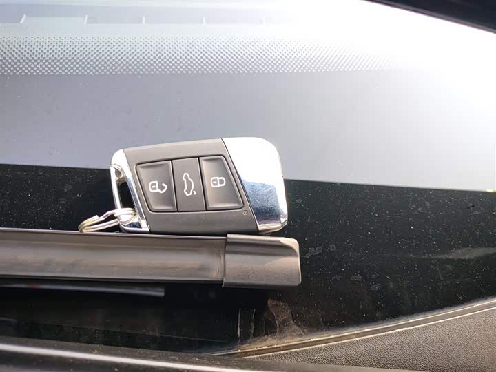 Фото 9 - Volkswagen Magotan