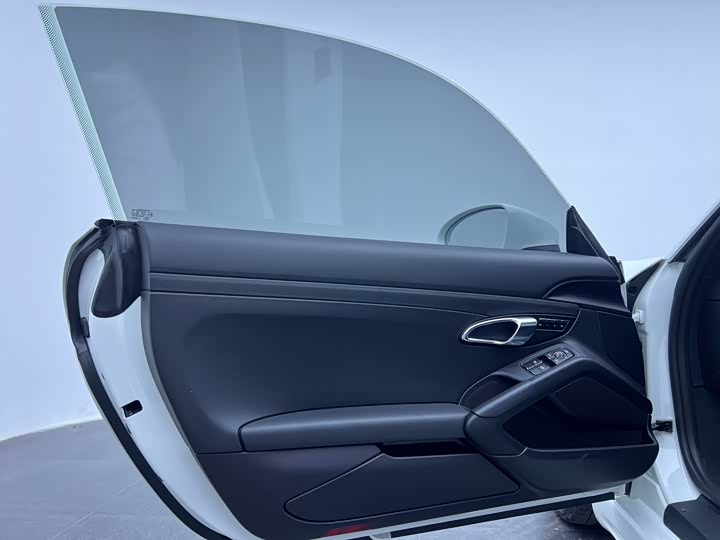 Фото 17 - Porsche 718