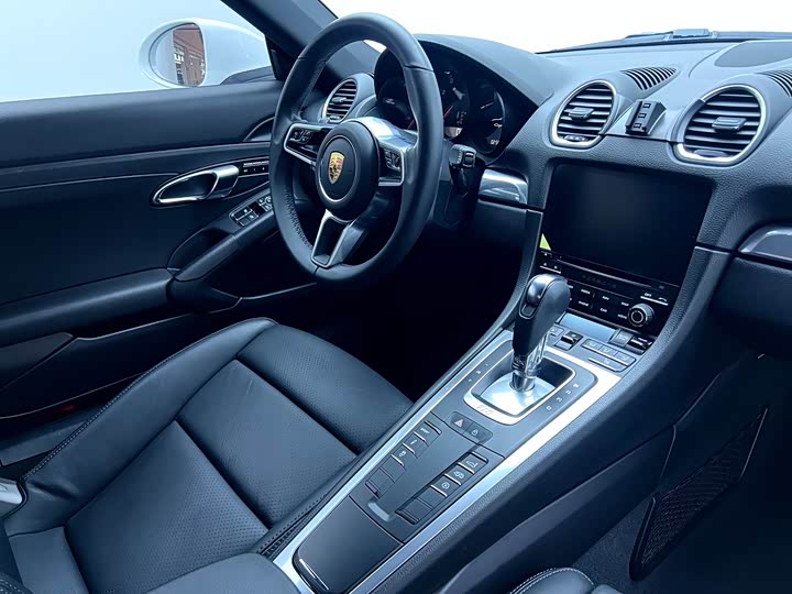 Фото 26 - Porsche 718