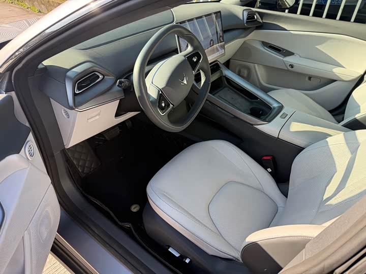 Фото 4 - BAIC Arcfox Alpha S5