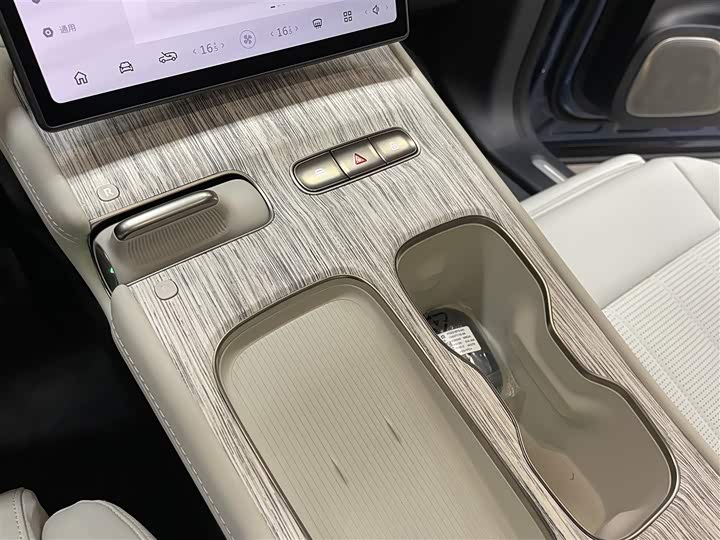 Фото 11 - Nio ES7