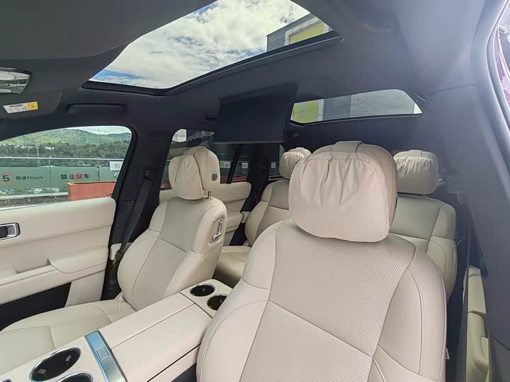 Фото 10 - LiXiang L8