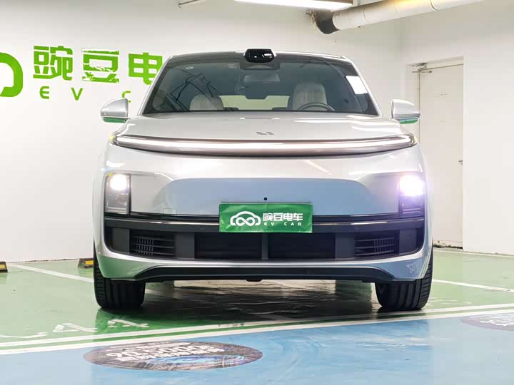 Фото 5 - LiXiang L8