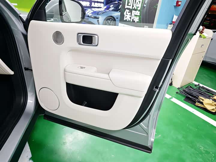 Фото 8 - LiXiang L8