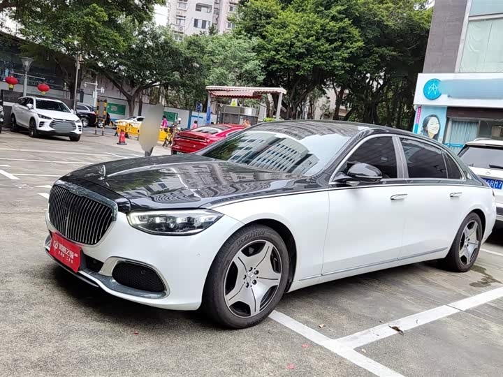 Фото 1 - Mercedes-Benz Maybach S-Class