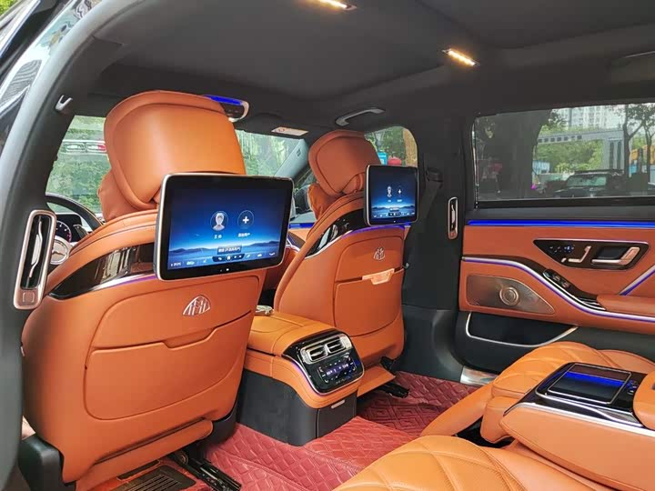 Фото 8 - Mercedes-Benz Maybach S-Class