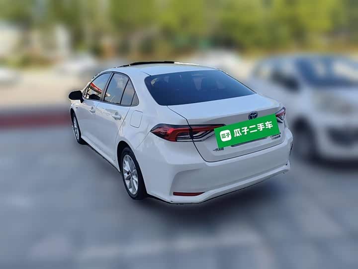 Фото 5 - Toyota Corolla