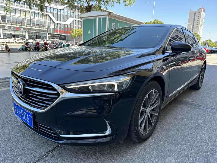 Фото 1 - Buick LaCrosse