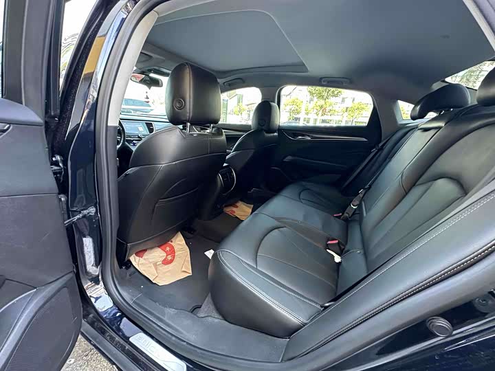 Фото 7 - Buick LaCrosse