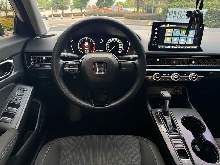 Фото 6 - Honda Civic