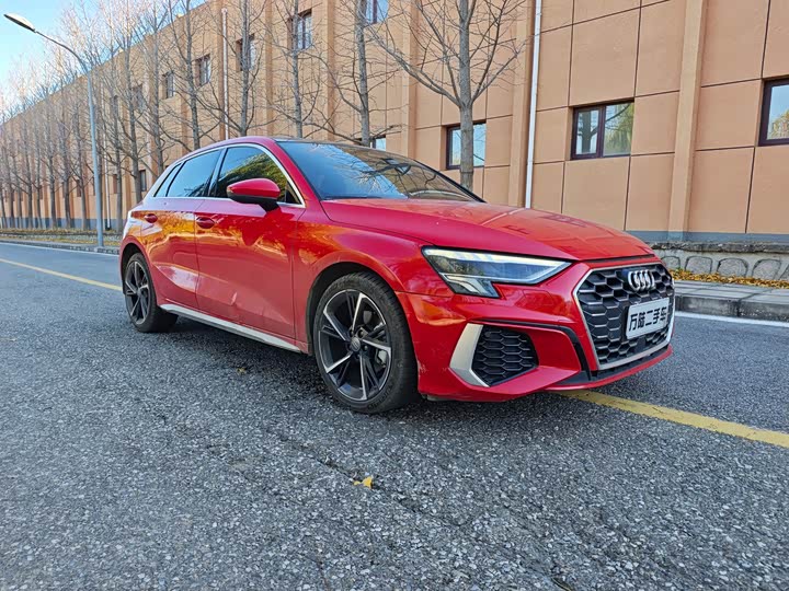 Фото 2 - Audi A3