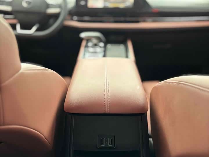 Фото 19 - Changan CS55 Plus