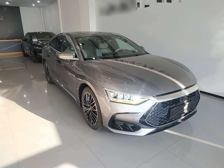 Фото 4 - BYD Han