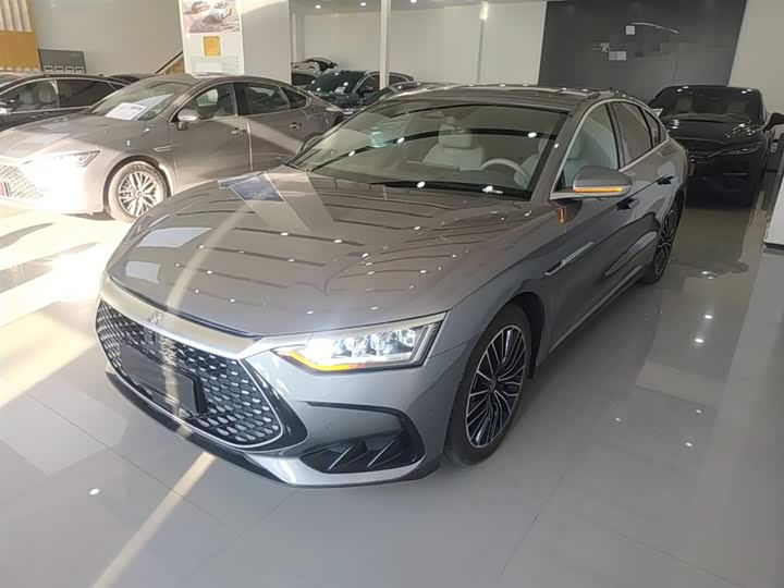 Фото 5 - BYD Han