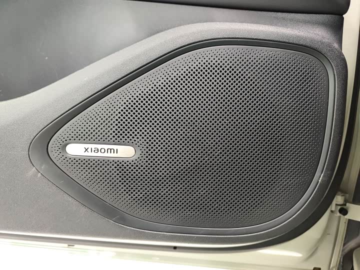 Фото 13 - Xiaomi SU7