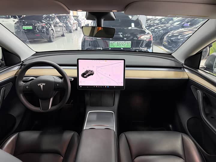 Фото 7 - Tesla Model Y