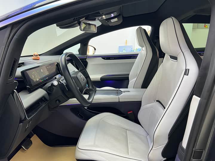 Фото 4 - HiPhi X