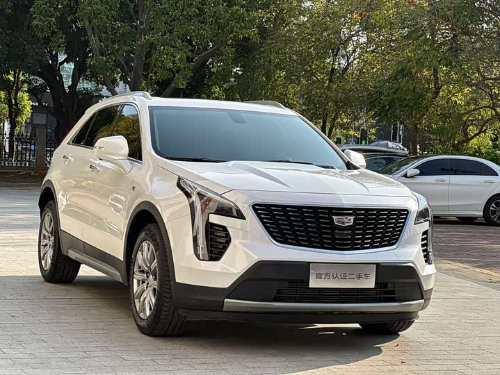 Фото 3 - Cadillac XT4